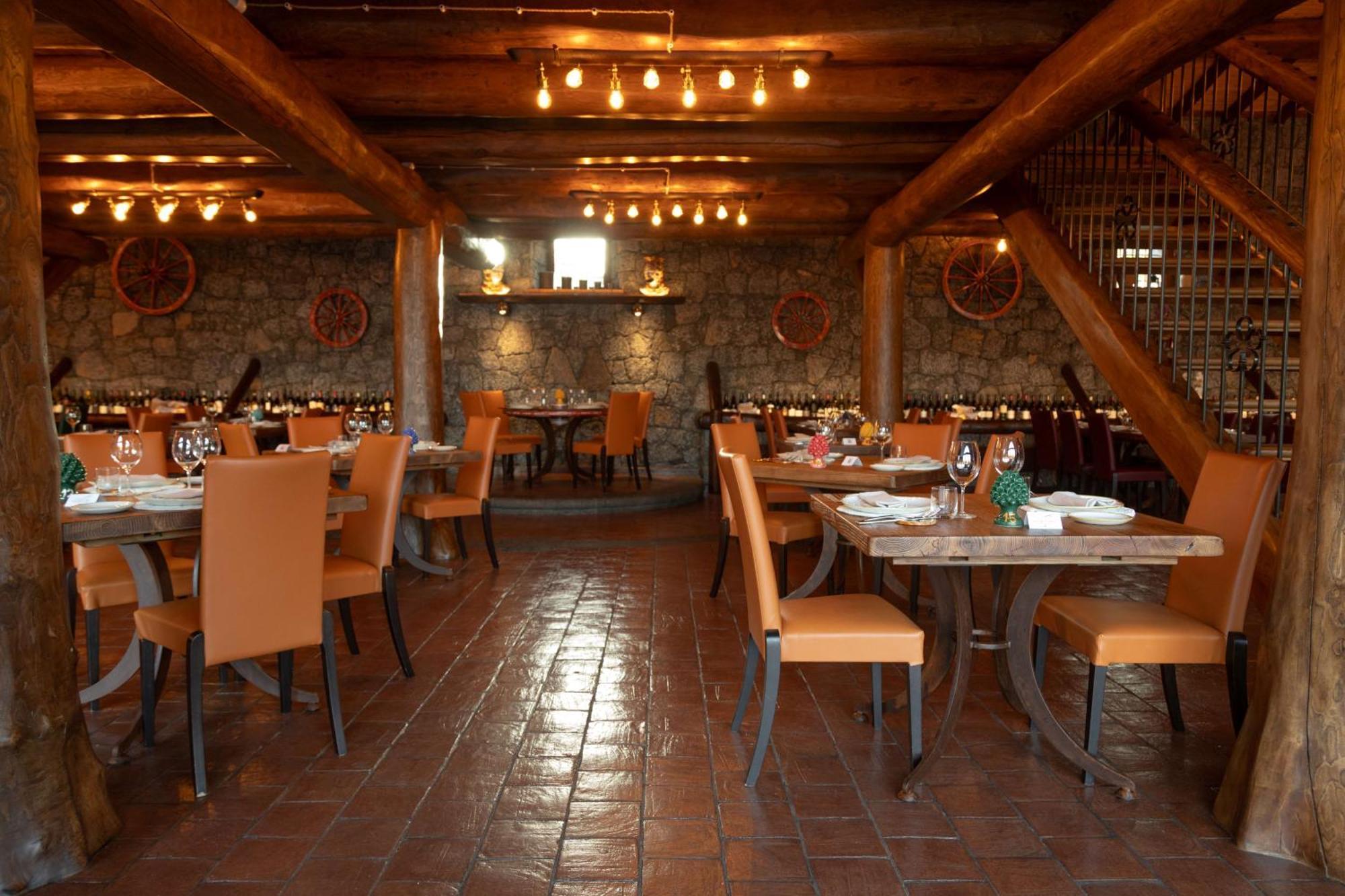 Etna Quota Mille Boutique Hotel, Typical Sicilian Food & Wine รานดัซโซ ภายนอก รูปภาพ